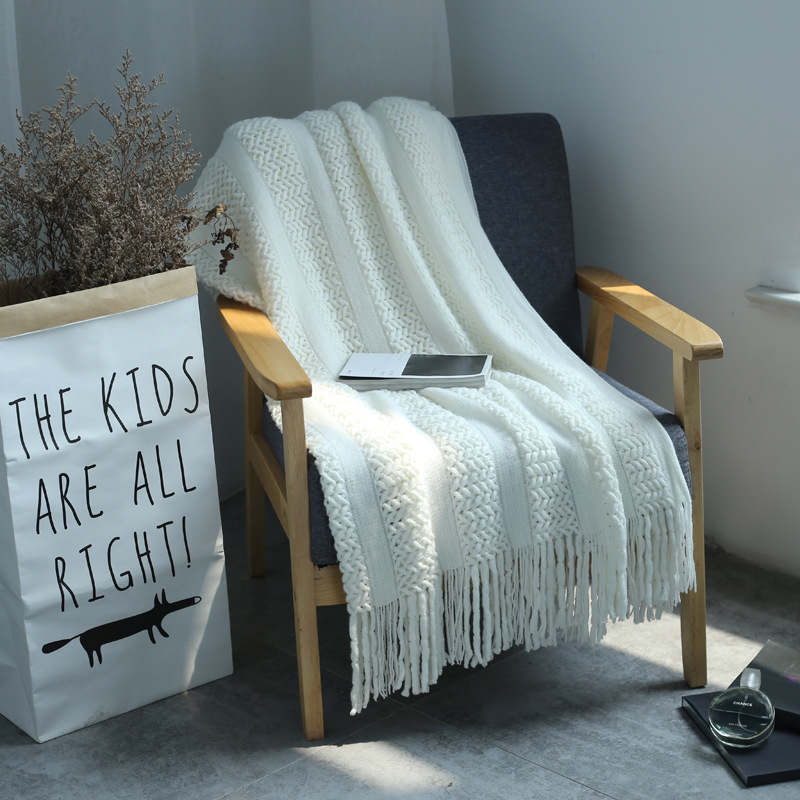 130Cm X 170Cm Warm Cozy Knitted Throw Blanket White