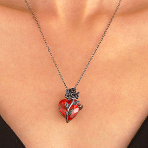 Veile Studios Punk Rose Love Necklace Fashion Personality Heart Shaped Clavicle Chain Pendant