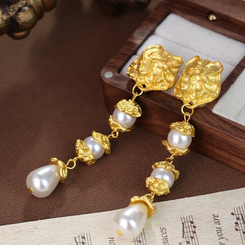 Veile Studios Floral Pearl Earrings Non Fading Alloy High End Design Trendy Accessories