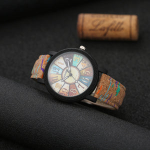 Casual Patchwork Vintage Leather Women Quartz Wrist Watch