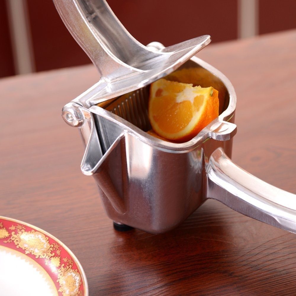 Heavy Duty Lemon Squeezer For Efficient Citrus Juice Extraction