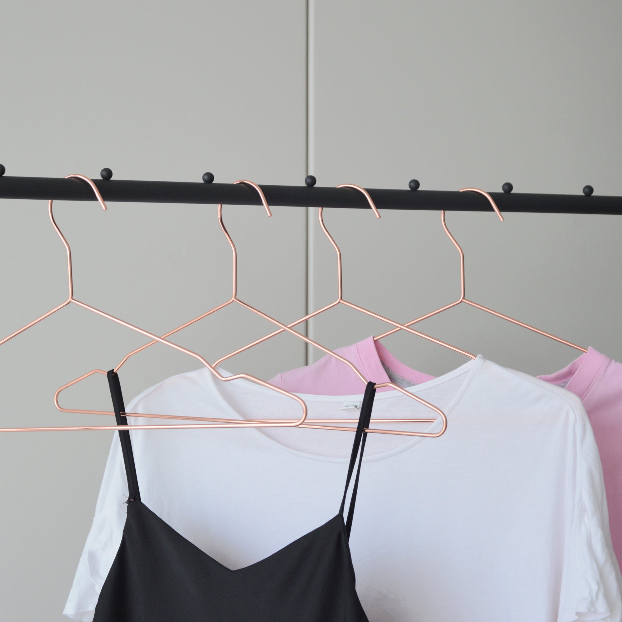 Adult 16.5" Rose Gold Shiny Metal Wire Coat Suit Top Clothes Hangers (30Pc Per Set)