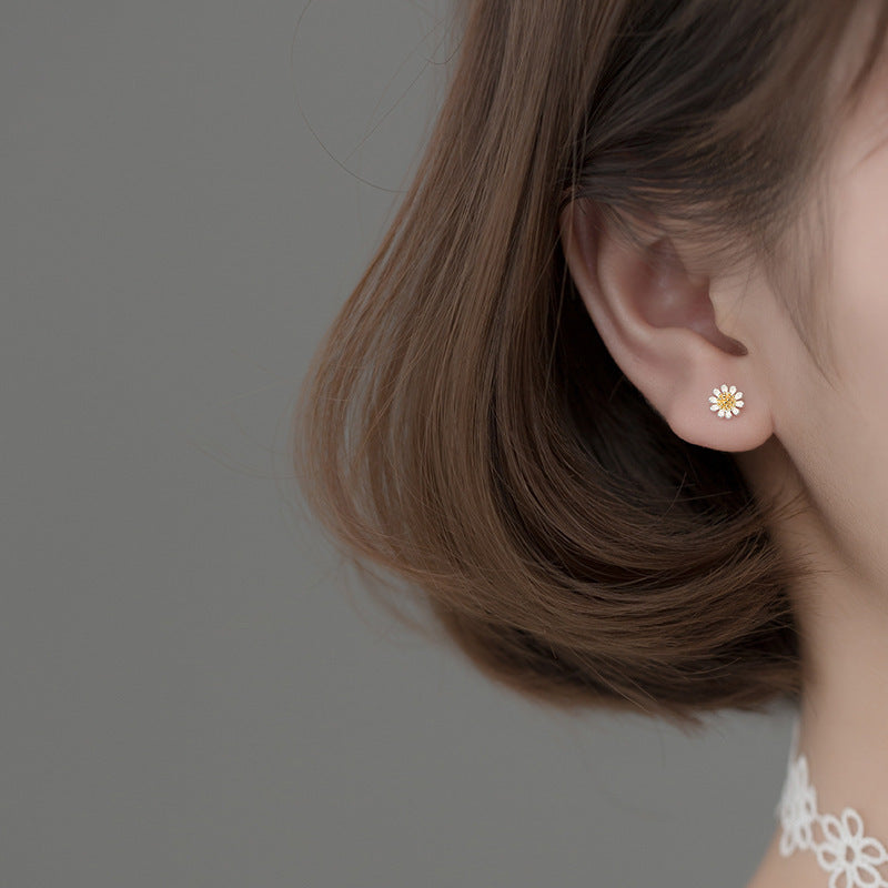 Veile Studios S925 Silver Daisy Flower Earrings For Women Simple Korean Fashion Jewellery