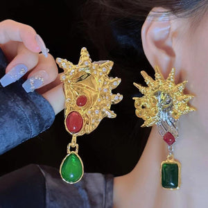 Veile Studios Gold Glazed Earrings For Women With Exaggerated Personality And Asymmetrical Design