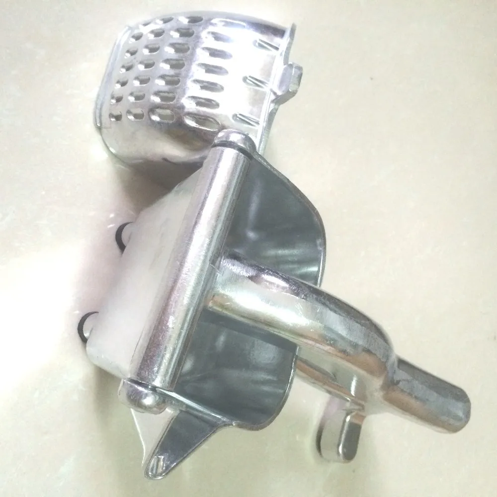 Heavy Duty Lemon Squeezer For Efficient Citrus Juice Extraction