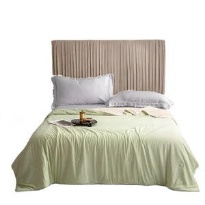 High Quality Cooling Blanket Smooth Air Condition Comforter Lightweight Summer Quilt