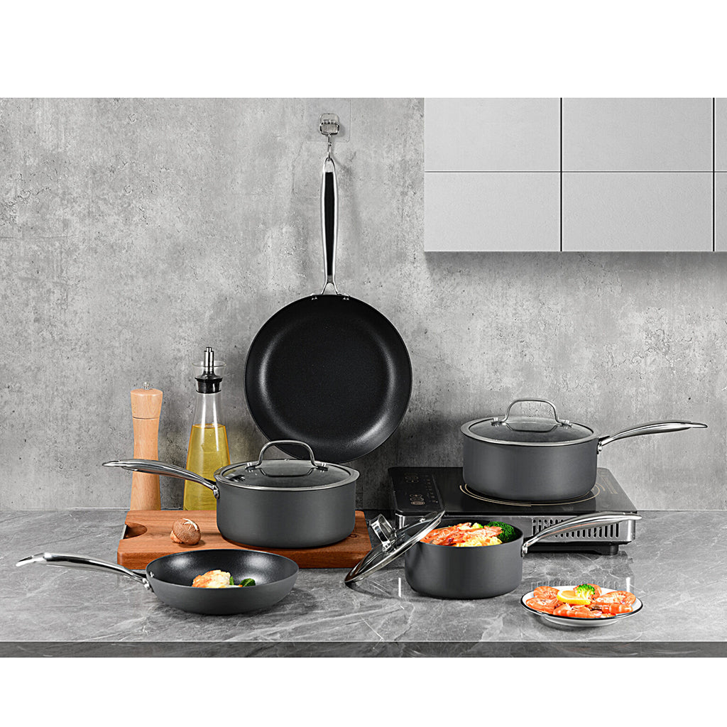 8 Piece Cookware Set With Non Stick Coating And Glass Lids