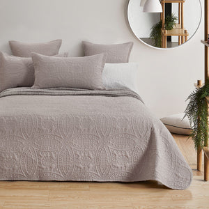 Lisbon Quilted 3 Pieces Embossed Coverlet Set Queen/King Beige