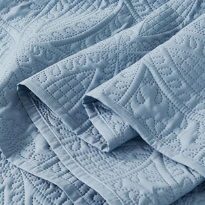 Lisbon Quilted 3 Pieces Embossed Coverlet Set Queen / King Blue