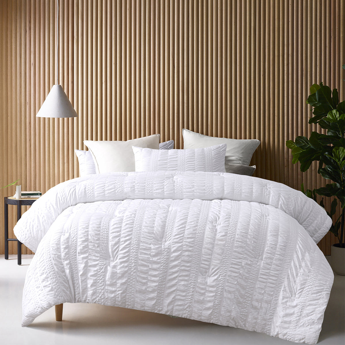 Accessorize Seersucker White 3 Piece Polyester Comforter Set King