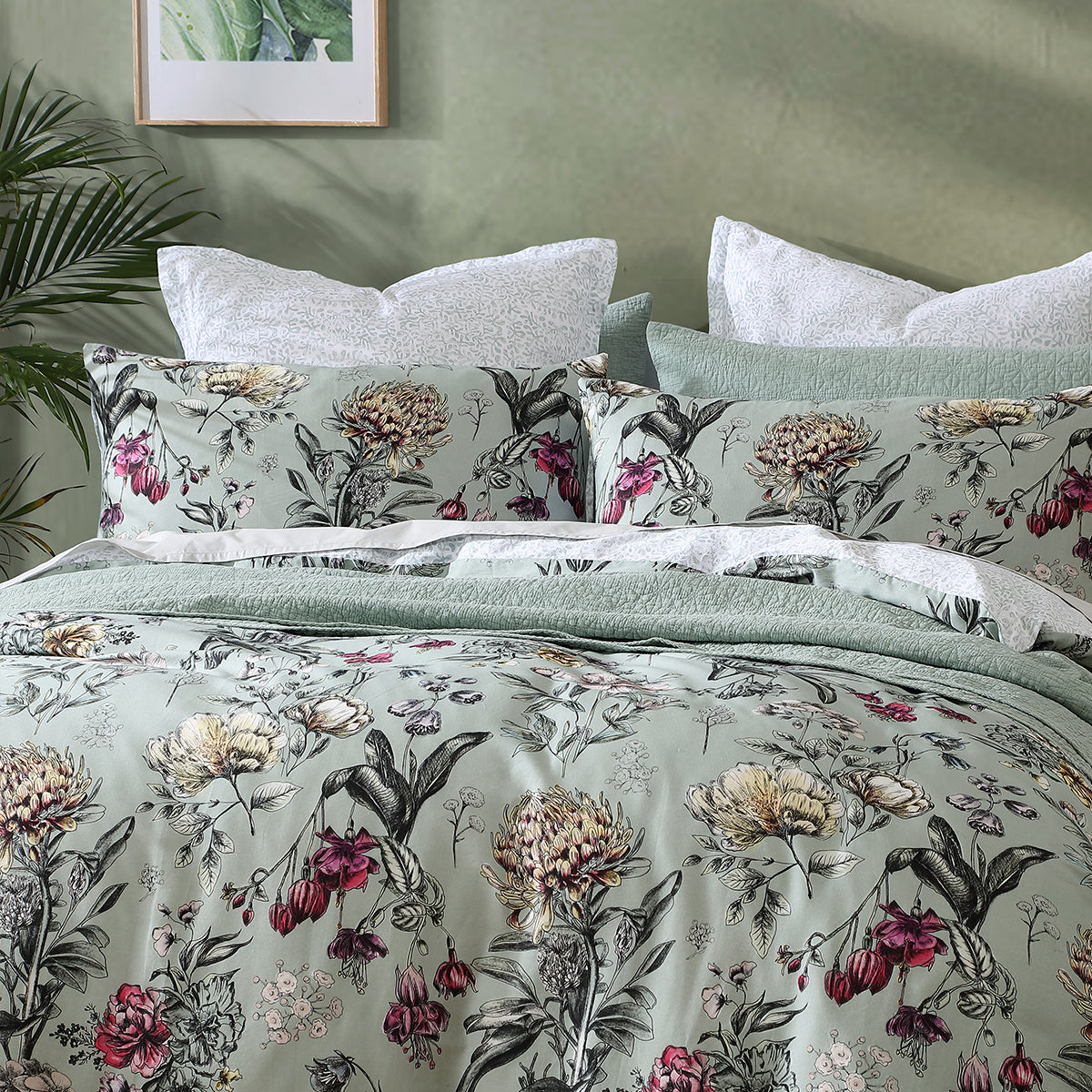 Logan And Mason 250Tc Botanical Coast Sage Cotton Sateen Quilt Cover Set