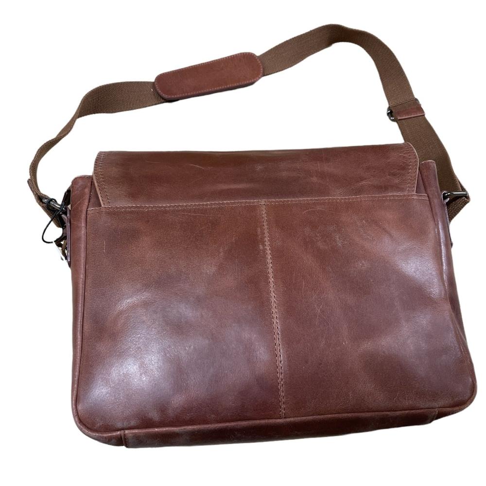 Futura Laptop Messenger Sling Bag Travel Computer Business Genuine Leather Brown