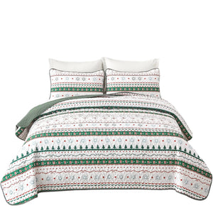 Cozy Christmas Eve Queen Bedspread Set