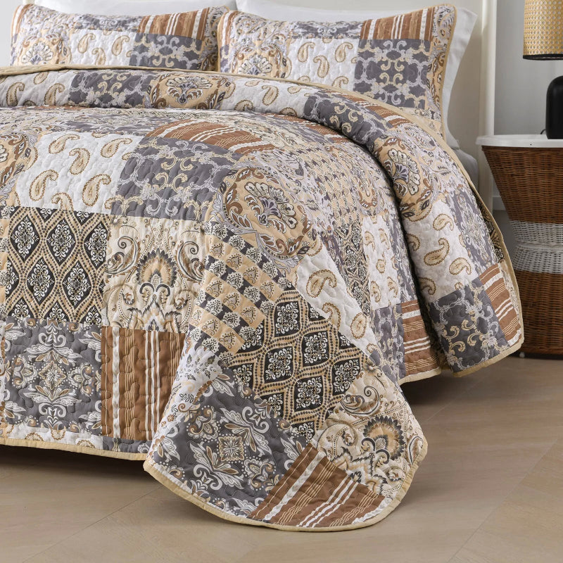 Quietude Quilted Coverlet And Pillowcovers Set: Perfect For Relaxation Queen Size