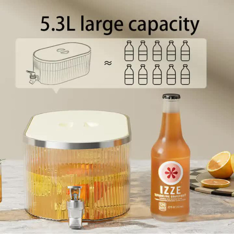 Cream White Refrigerator Cold Water Dispenser 5.3L Fruit Tea Jug With Tap For Home Beverages