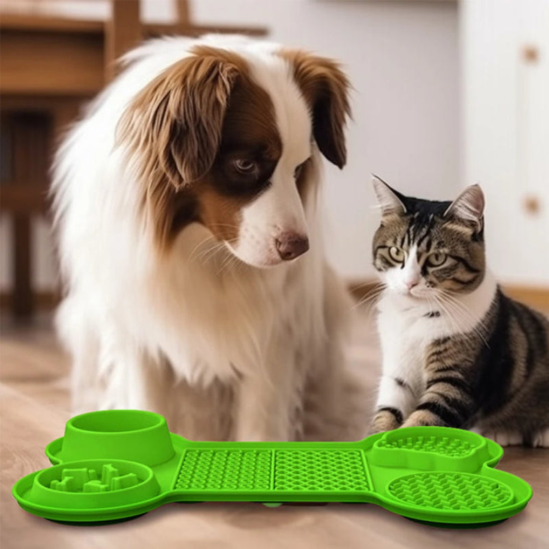 Light Blue Silicone Pet Licking Mat Slow Feeder Pad With Strong Suction And Foldable Design Heat Resistant 40Ac To 240Ac