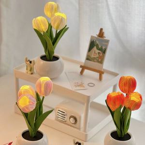 White Flowers Usb Tulip Night Light Bedroom Decor Table Lamp With Pu & Ceramic Pot Perfect Gift For Family Friends