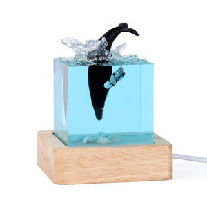 Shelling Humpback Whale Into The Water Handcrafted Ocean Resin Night Light Unique Home Decor Table Lamp