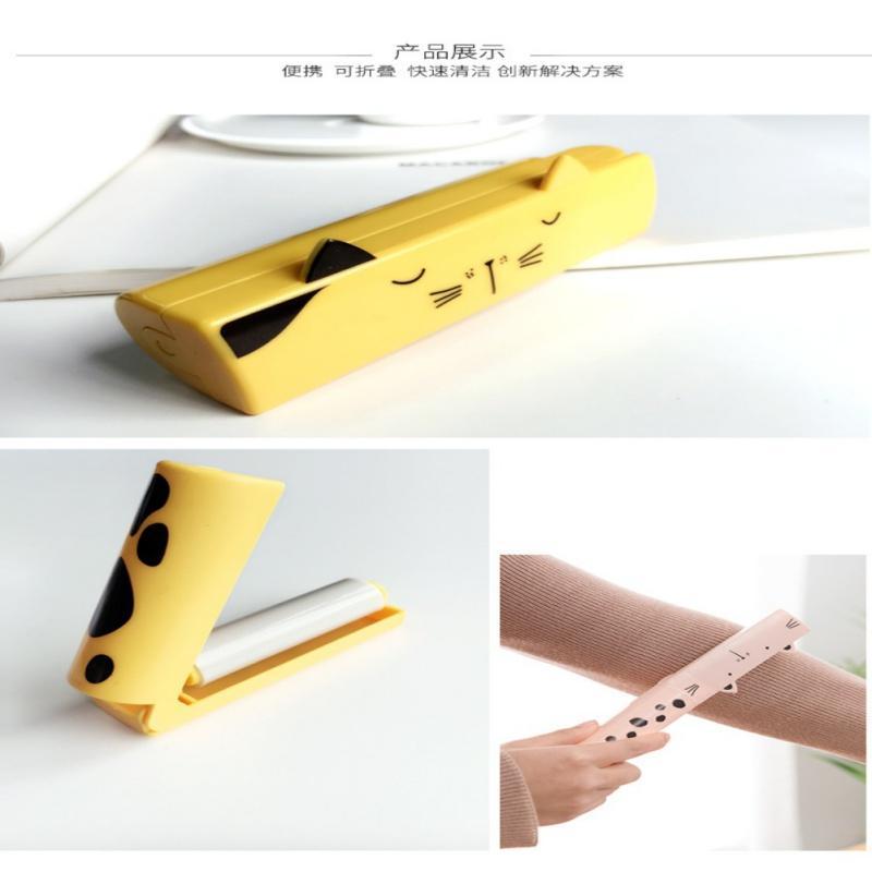 Yellow Portable Cartoon Roller Sticking Device For Pet Hair Dust Remove Dog