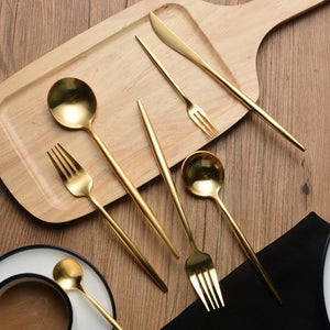 Gorgeous Golden Cutlery Flatware Set