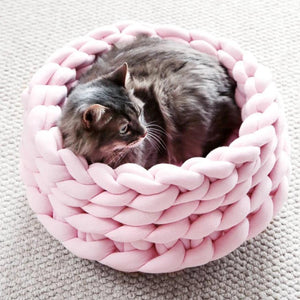 Chunky Knit Pet Bed For Dogs Or Cats