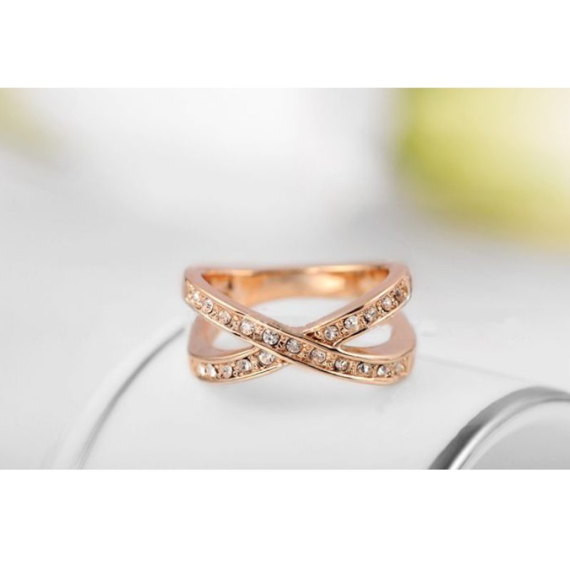 Veile Studios Women Crystal Fashion Ring Jewelry Diamond Plating Rose Gold