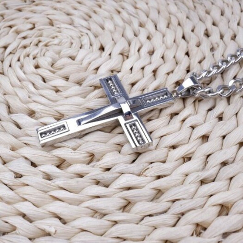 Veile Studios Stainless Steel Beaded Cross Men Pendant Necklace Silver 1Pc