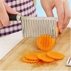 Stainless Steel Potato Wavy Edged Knife Gadget Vegetable Fruit Cutter Peeler Silver