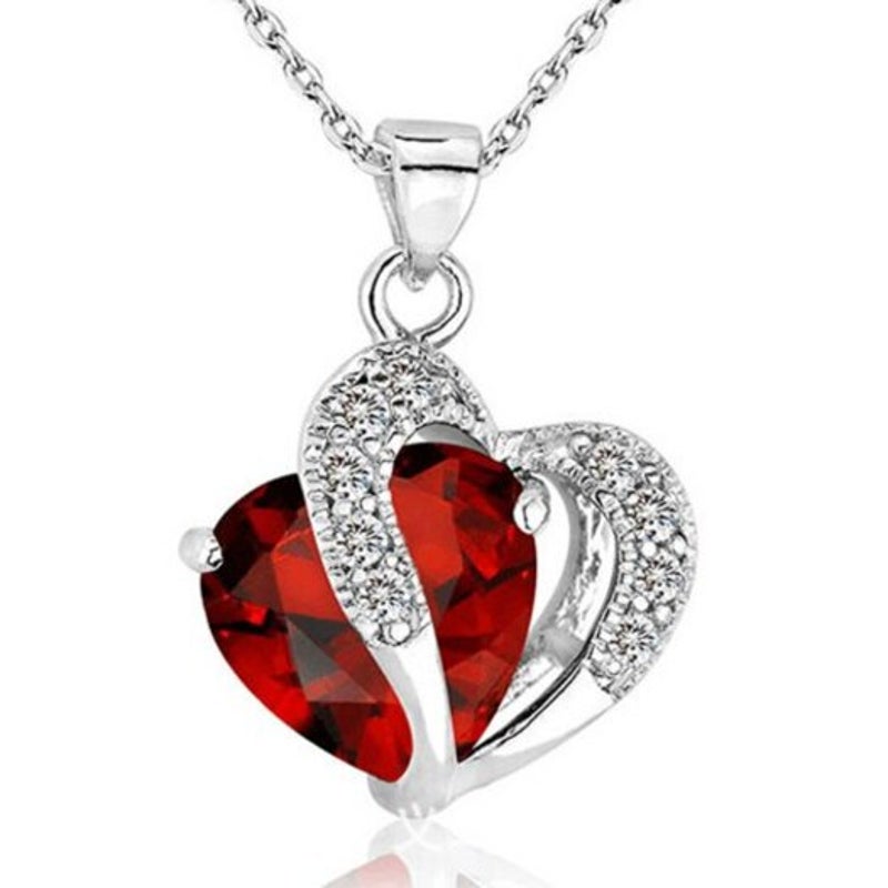 Veile Studios Stylish Heart Shaped Pendant Necklace Red One Size