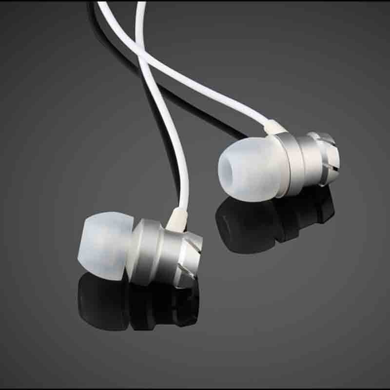 Universal 3.5Mm In Ear Earphone Stereo Bass Earbuds White