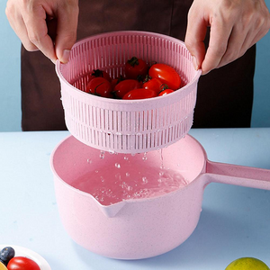 Vegetable Dryer And Salad Spinner With Pouring Spout Lockable Lid Quickly