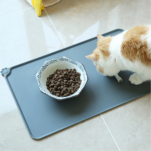 Waterproof Silicone Pet Feeding Mat For Dogs And Cats